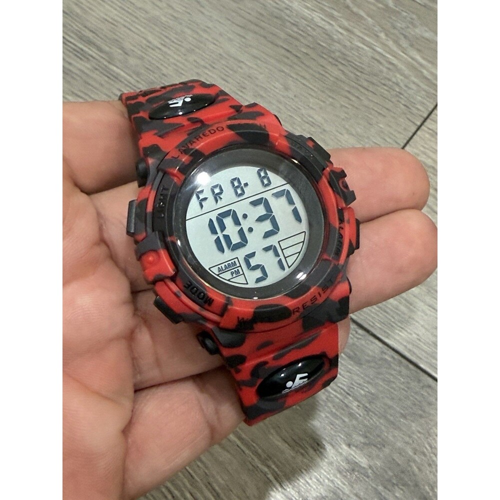 Lavaredo Digital Sport Watch 44mm Red Camo Alarm Chronograph WR 164FT